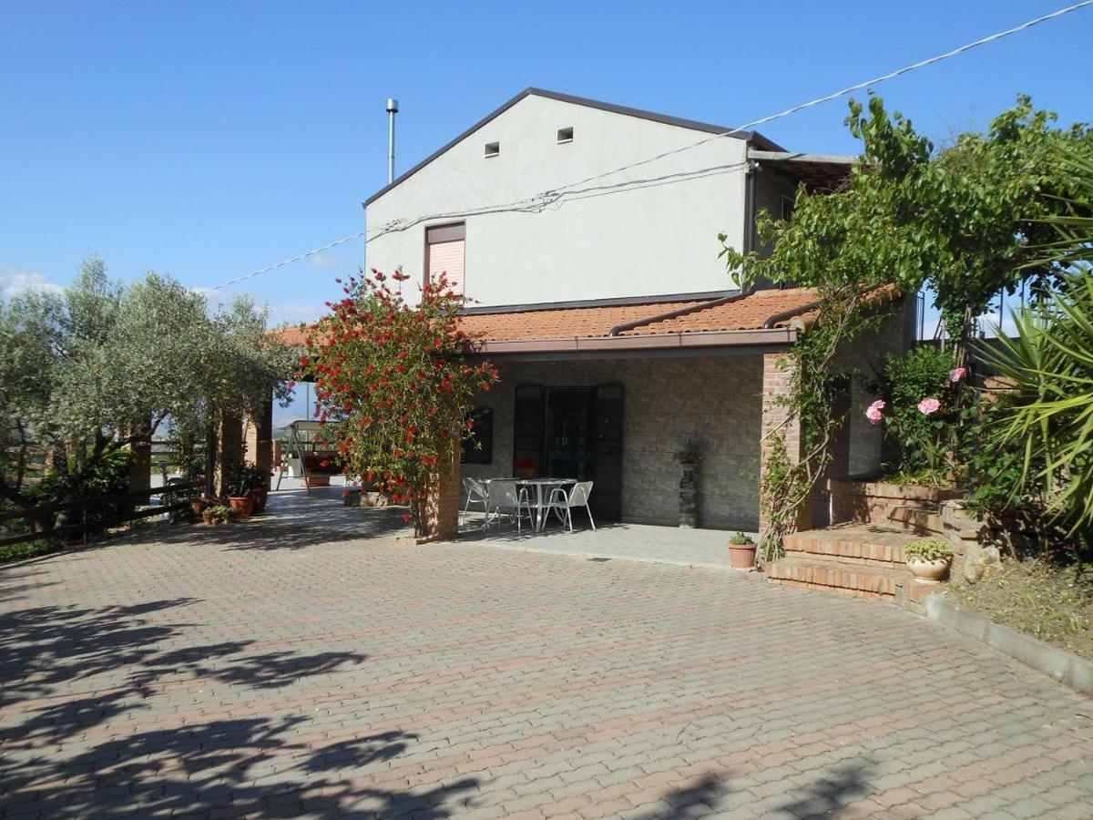 Vila Bed House Floristella Valguarnera Caropepe Exteriér fotografie